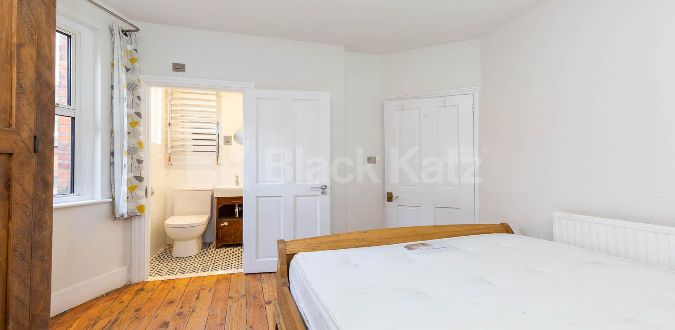 			3 Bedroom, 2 bath, 1 reception Apartment			 Ballards Lane, FINCHLEY CENTRAL N3